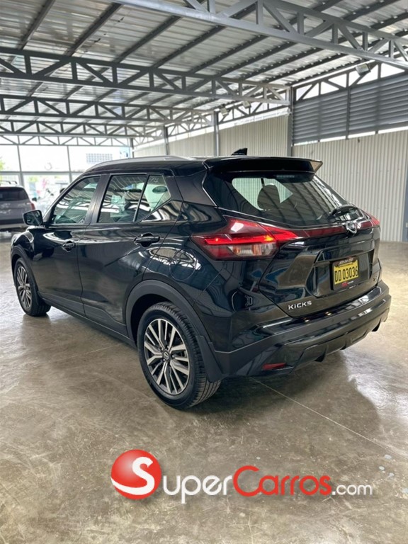 2021 Nissan Kicks SV — foto 5 / 9