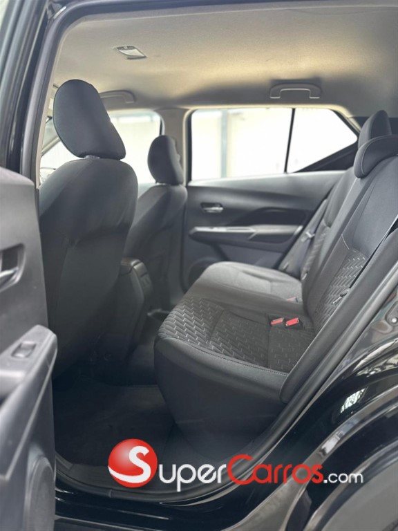 2021 Nissan Kicks SV — foto 9 / 9