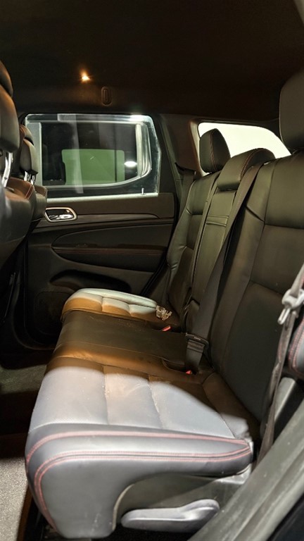 2021 Jeep Grand Cherokee Laredo 4x4 — foto 7 / 11