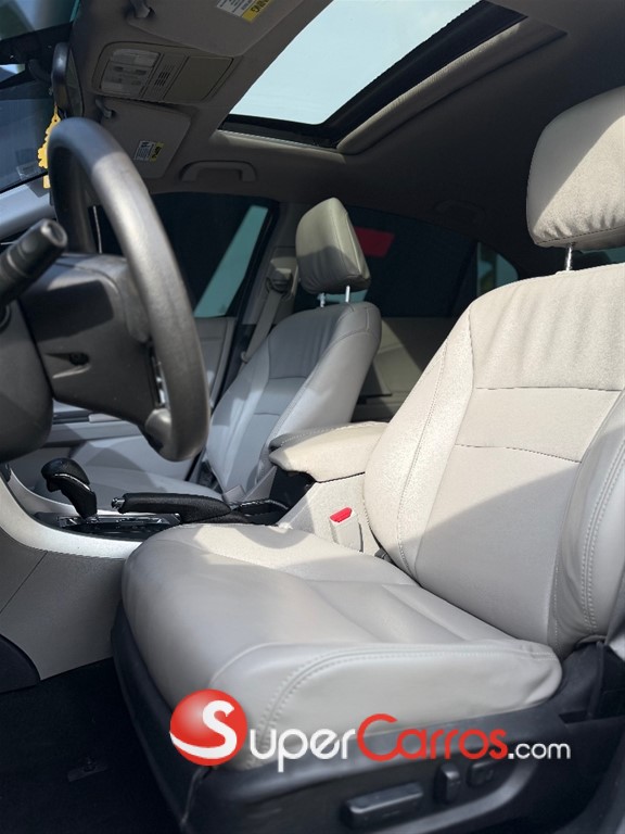 2013 Honda Accord EX — foto 7 / 11