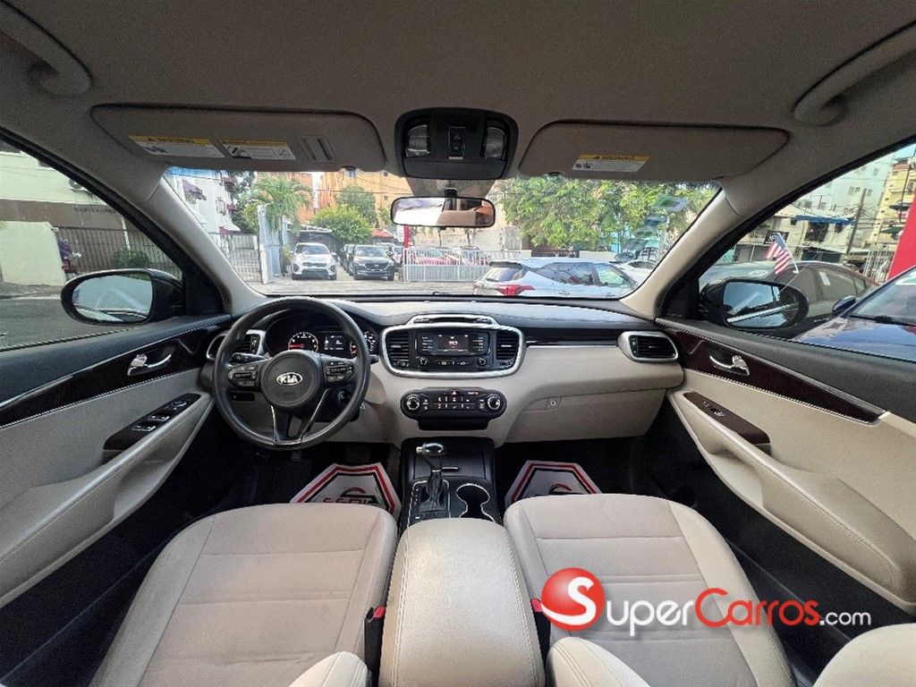 2017 Kia Sorento LX — foto 2 / 10