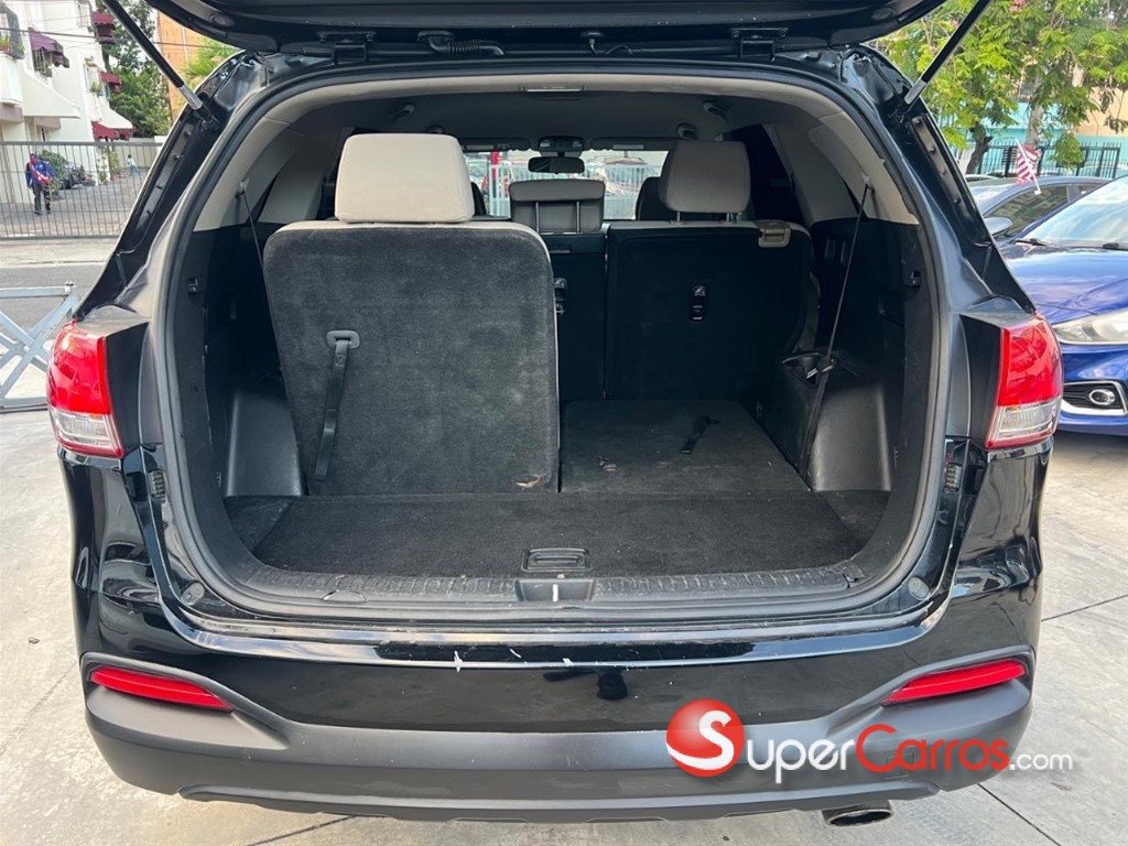 2017 Kia Sorento LX — foto 10 / 10