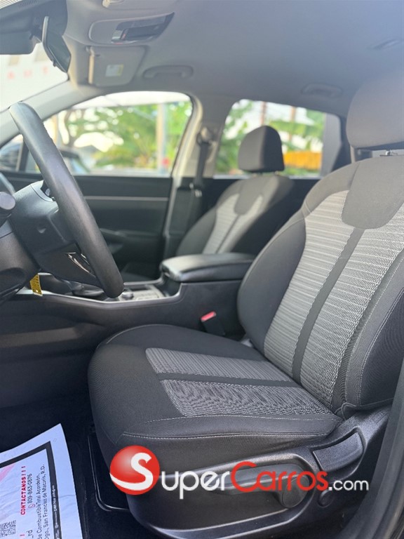 2021 Kia Sorento LX — foto 7 / 11