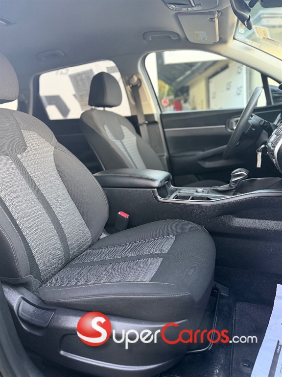 2021 Kia Sorento LX — foto 10 / 11