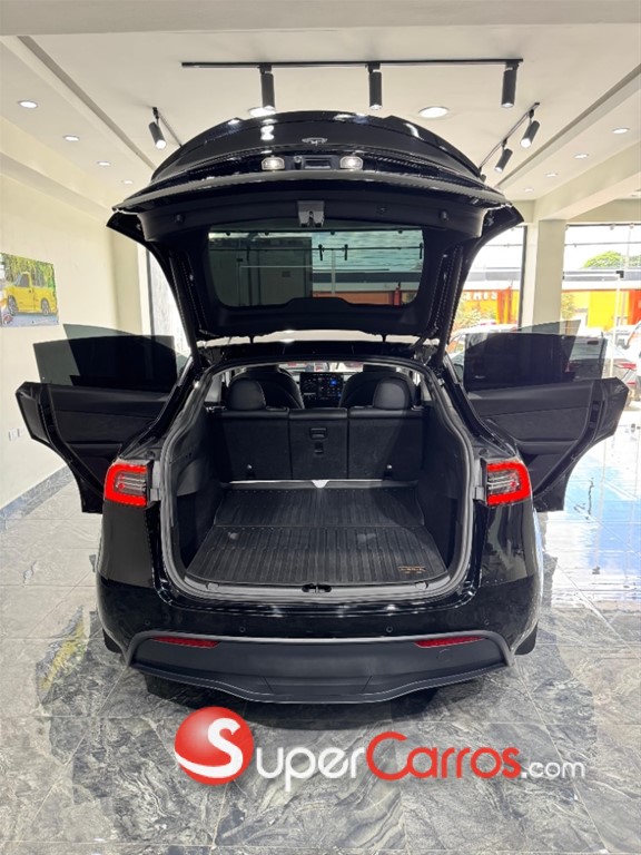 2022 Tesla Model Y — foto 11 / 12