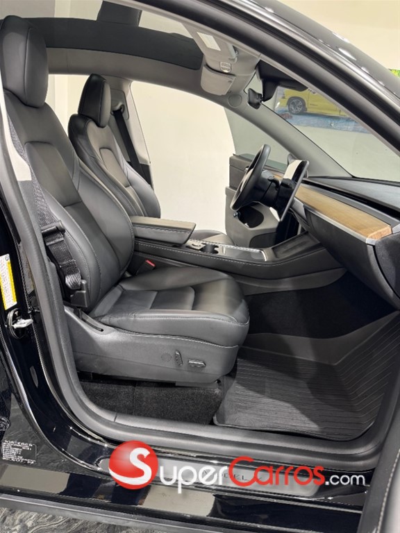 2022 Tesla Model Y — foto 12 / 12
