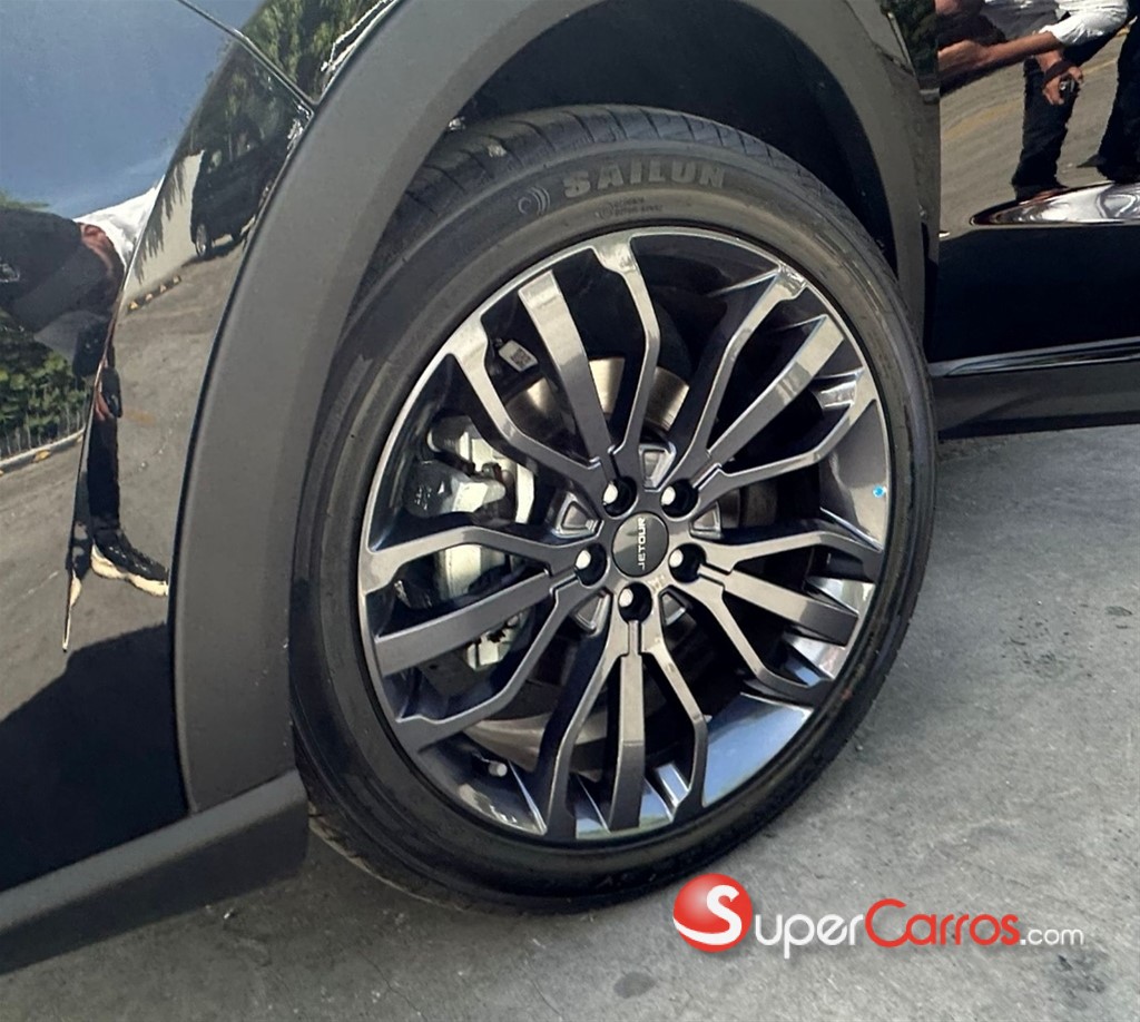 2027 Jetour X70 — foto 8 / 9