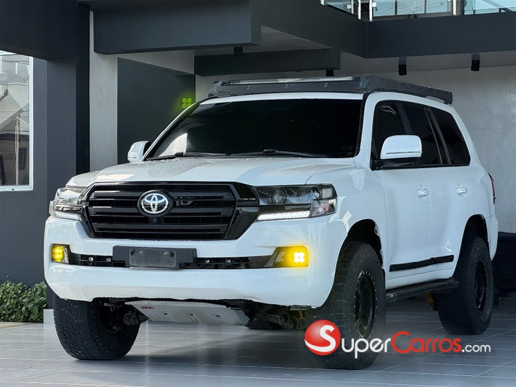 2010 Toyota Land Cruiser VXR