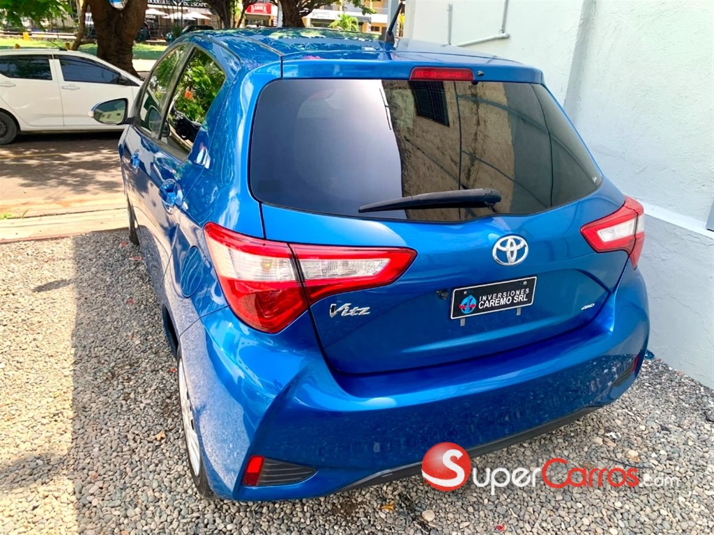 2019 Toyota VITZ — foto 5 / 10