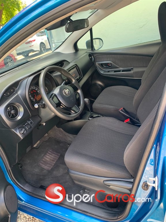 2019 Toyota VITZ — foto 7 / 10