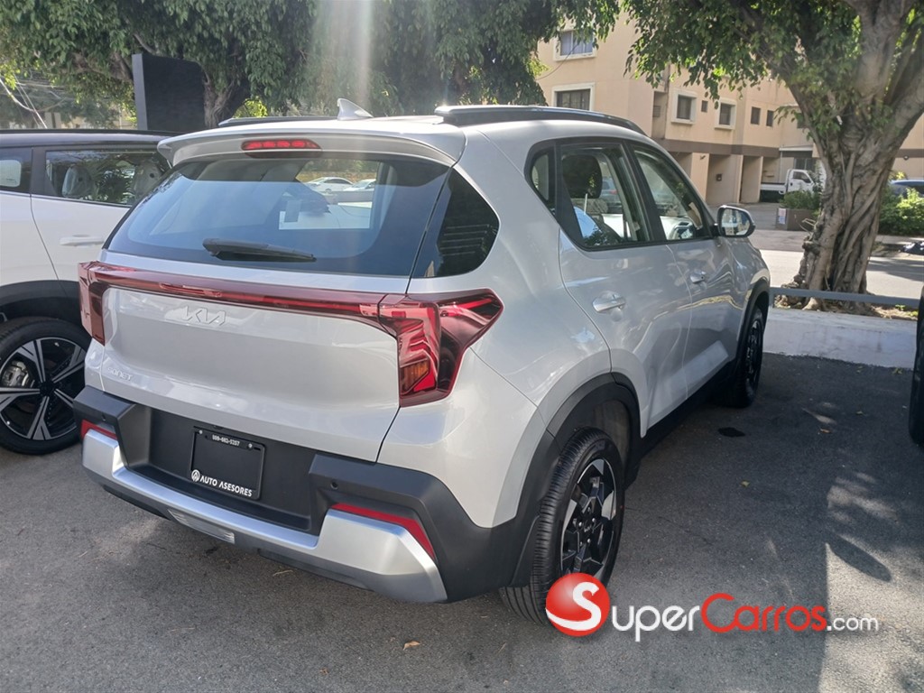 2027 Kia Sonet FULL — foto 2 / 12