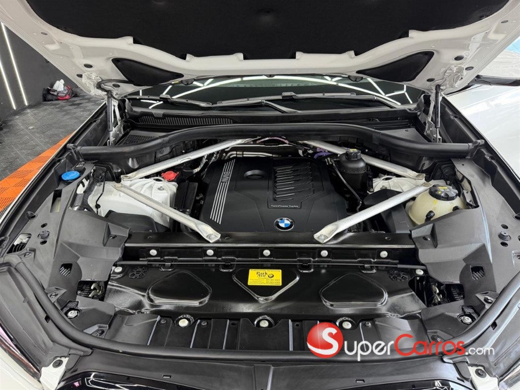2022 BMW X 6 xDrive40i — foto 4 / 12