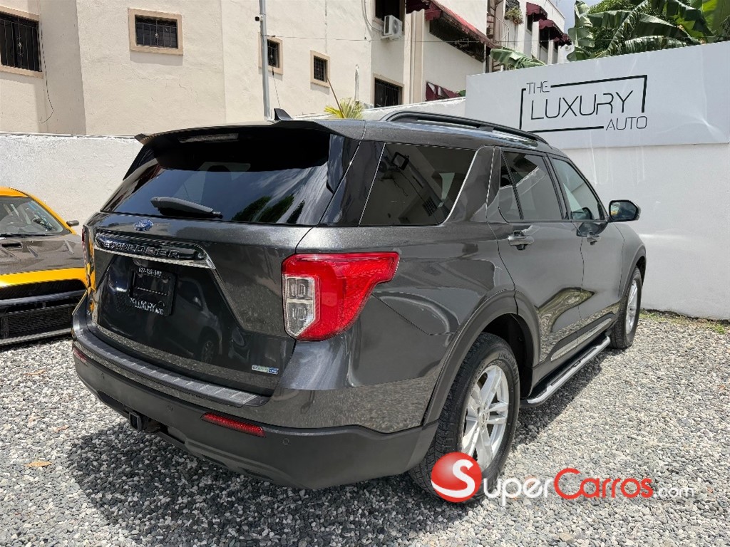 2020 Ford Explorer XLT 4WD — foto 4 / 10