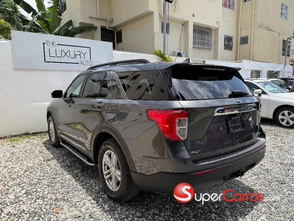 2020 Ford Explorer XLT 4WD — foto 6 / 10