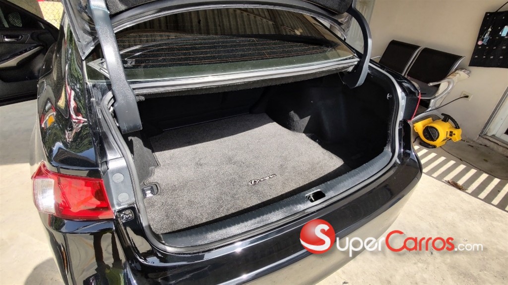 2014 Lexus IS 250 — foto 4 / 9