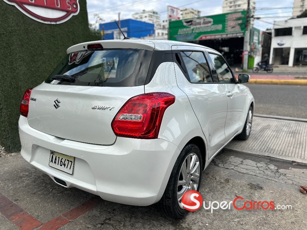2024 Suzuki Swift GLI — foto 6 / 11