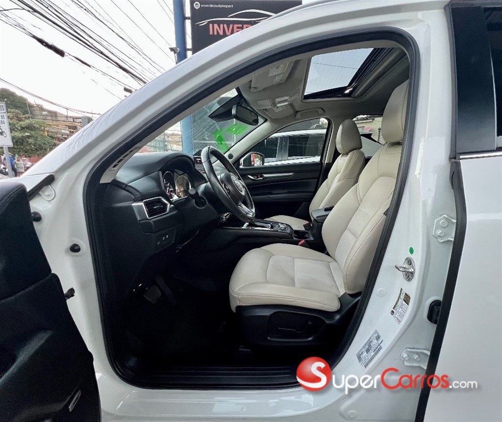2020 Mazda CX-5 Touring — foto 7 / 12