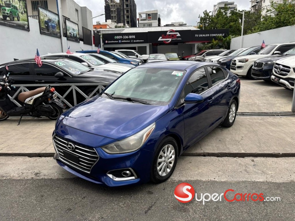 2022 Hyundai Accent SEL — foto 2 / 9