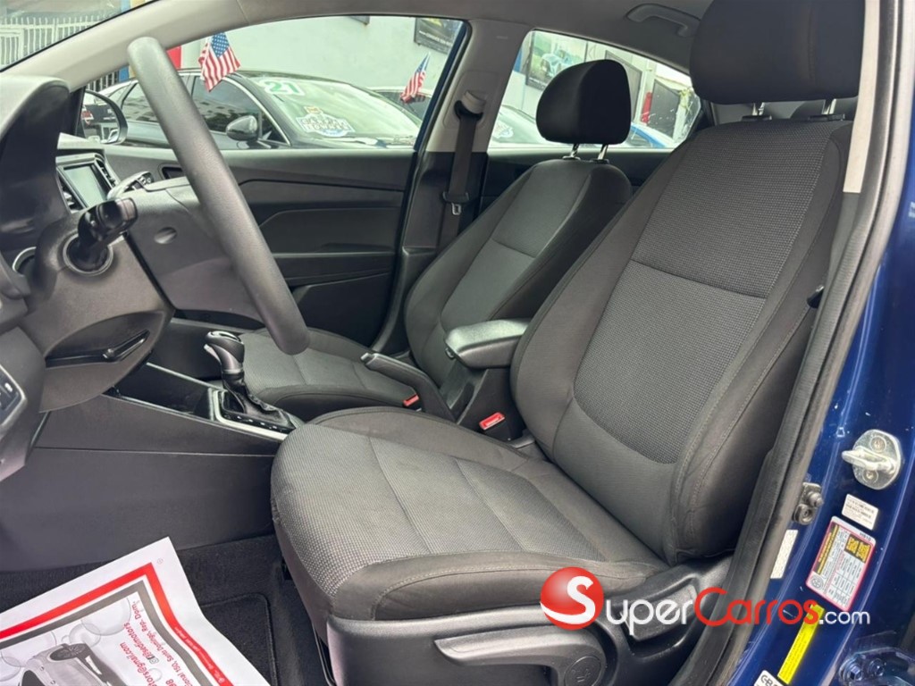 2022 Hyundai Accent SEL — foto 4 / 9