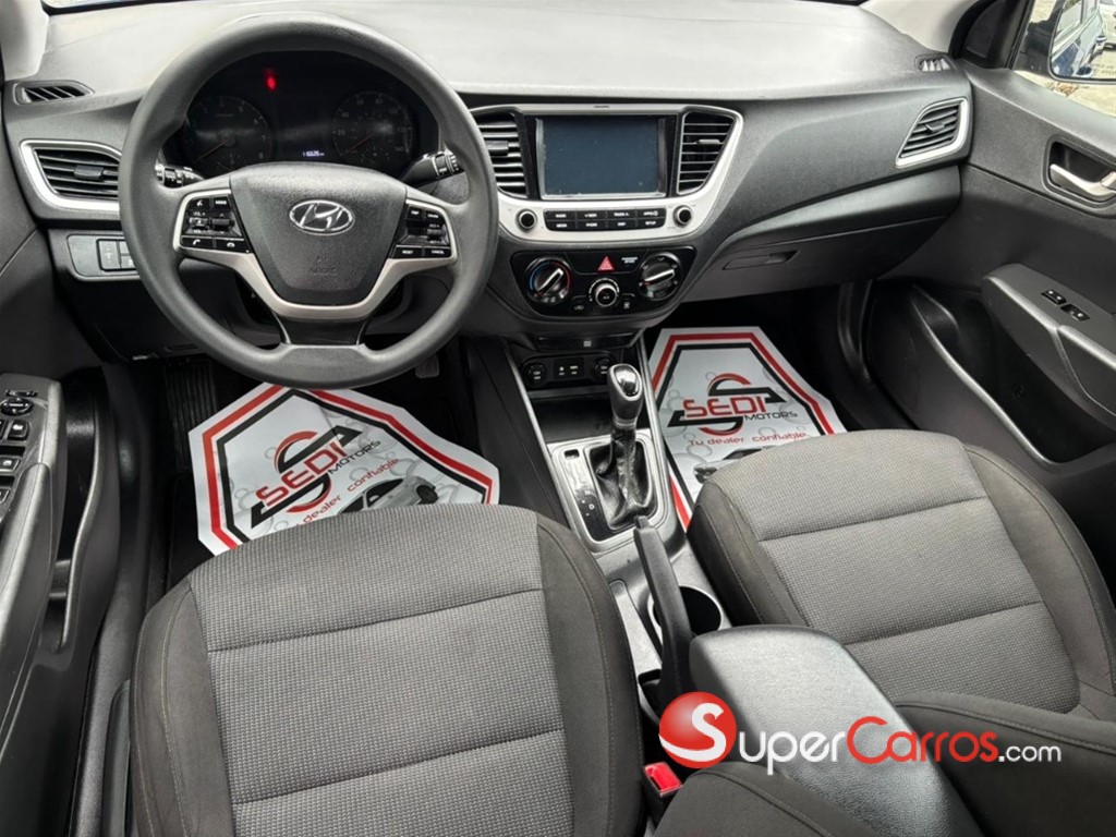 2022 Hyundai Accent SEL — foto 7 / 9