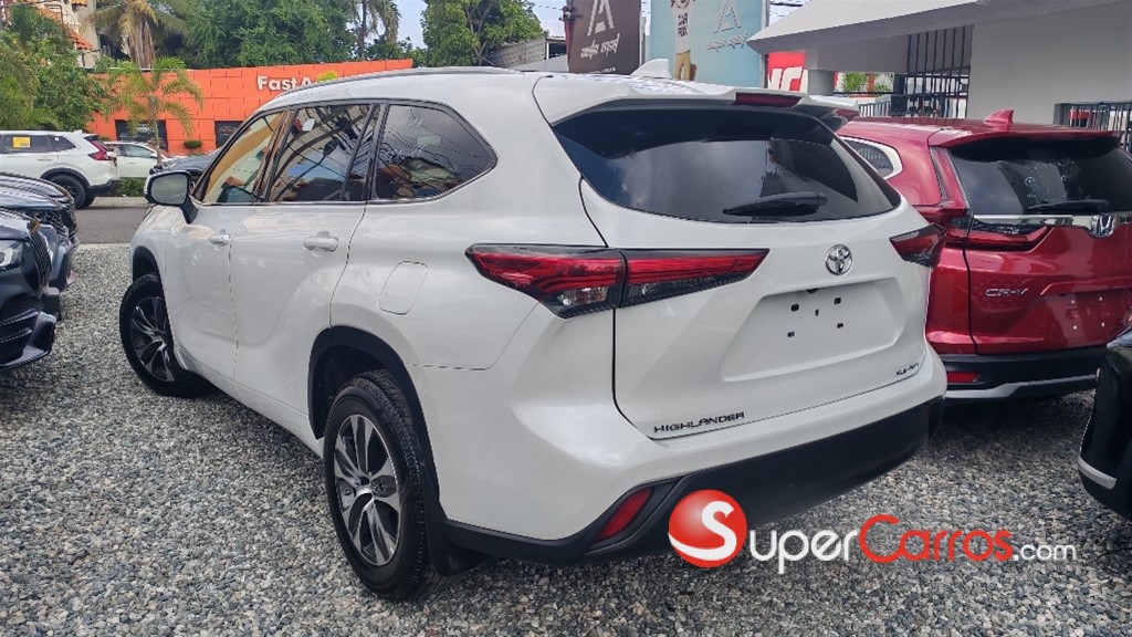 2022 Toyota Highlander XLE — foto 12 / 12