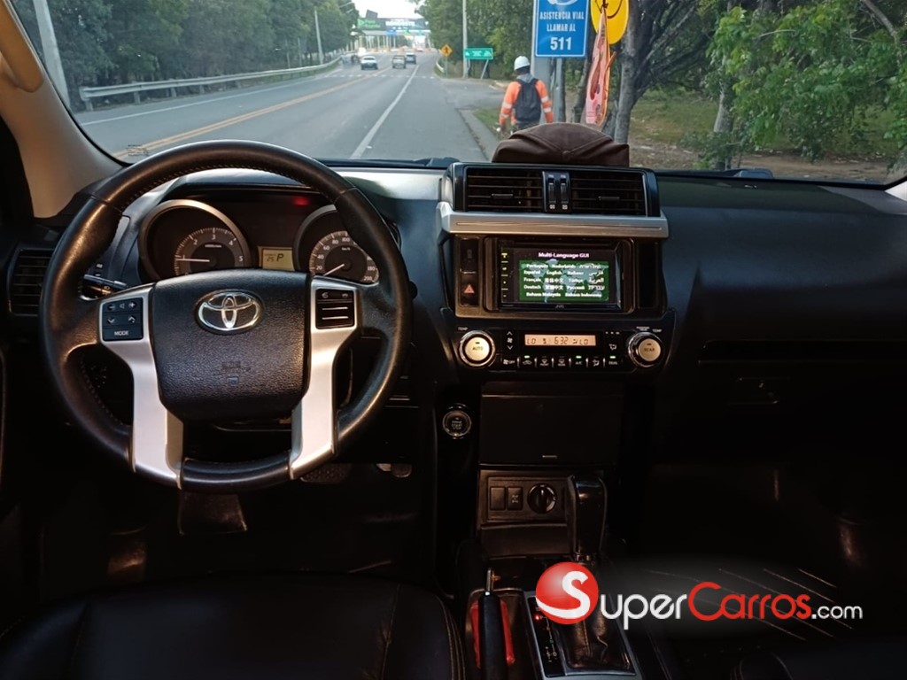 2017 Toyota Land Cruiser Prado TXL — foto 10 / 10