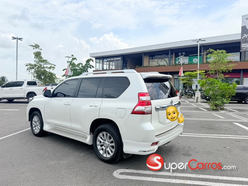 2017 Toyota Land Cruiser Prado VXL — foto 9 / 12