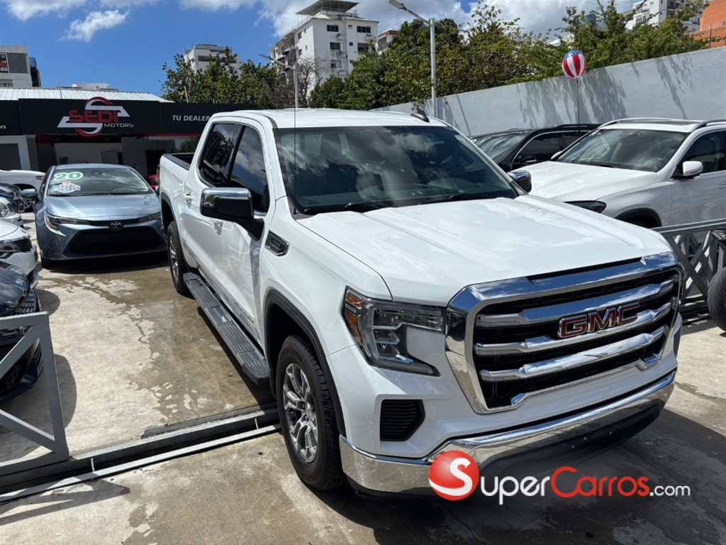 2021 GMC Sierra Denali — foto 2 / 11