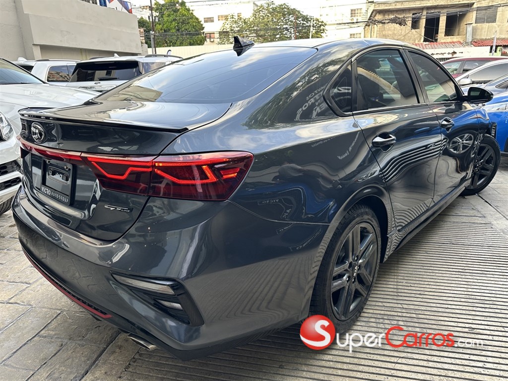 2020 Kia Forte GT Line — foto 5 / 12
