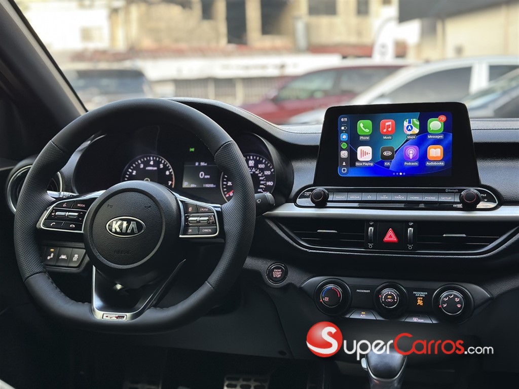 2020 Kia Forte GT Line — foto 9 / 12