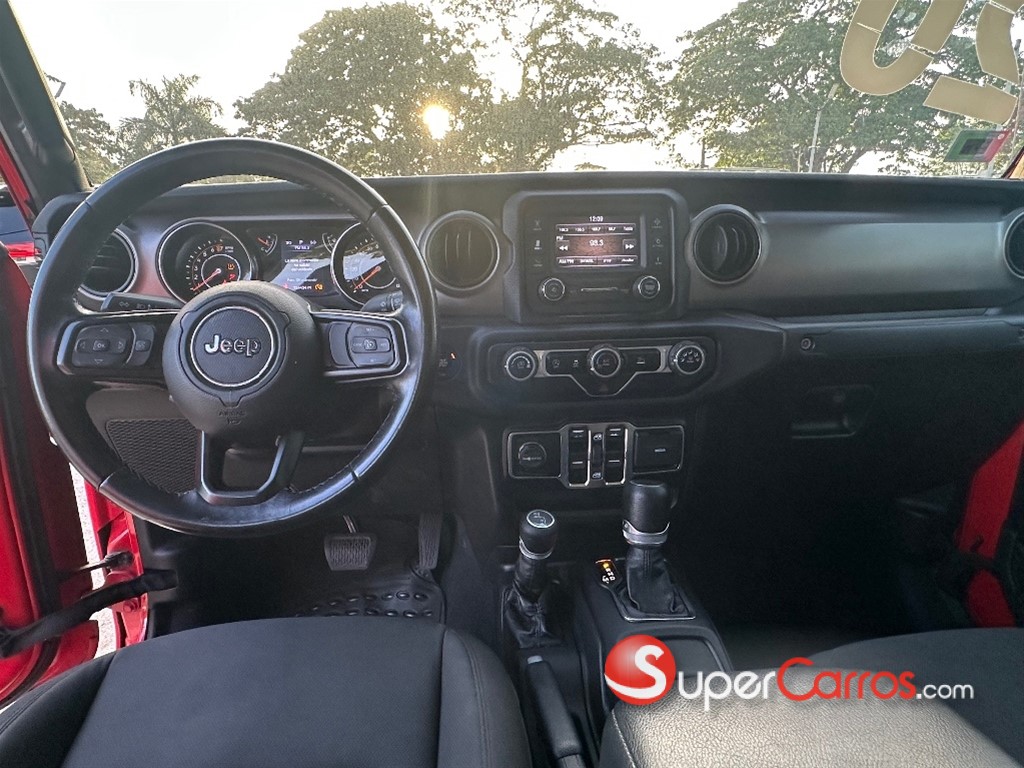 2020 Jeep Gladiator — foto 8 / 10