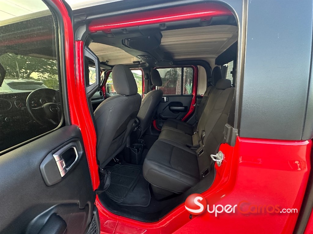 2020 Jeep Gladiator — foto 9 / 10