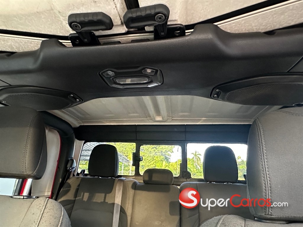 2020 Jeep Gladiator — foto 10 / 10