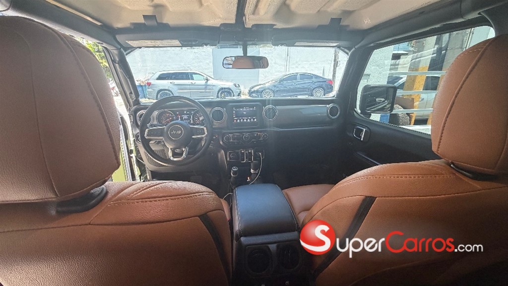 2021 Jeep Wrangler Sahara — foto 6 / 7