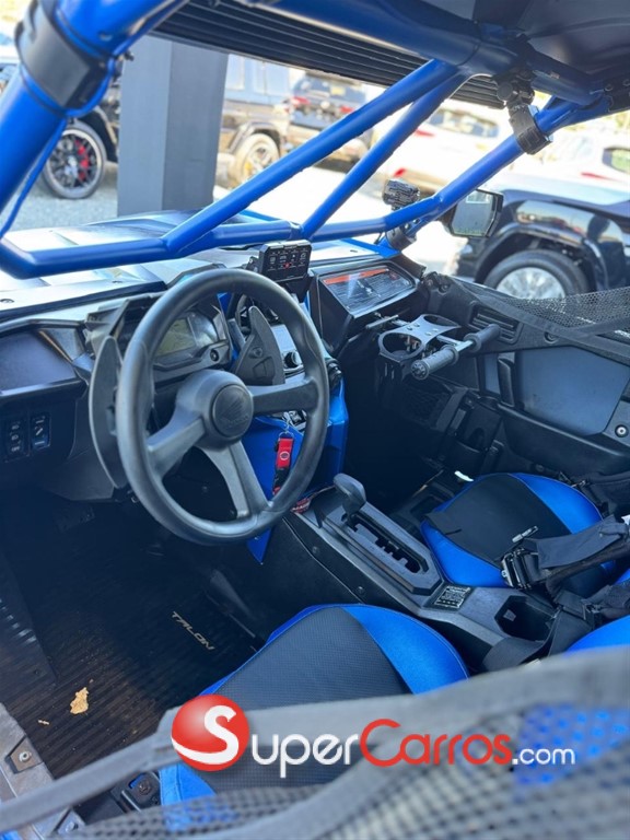 2023 Honda Talon 1000R — foto 8 / 9