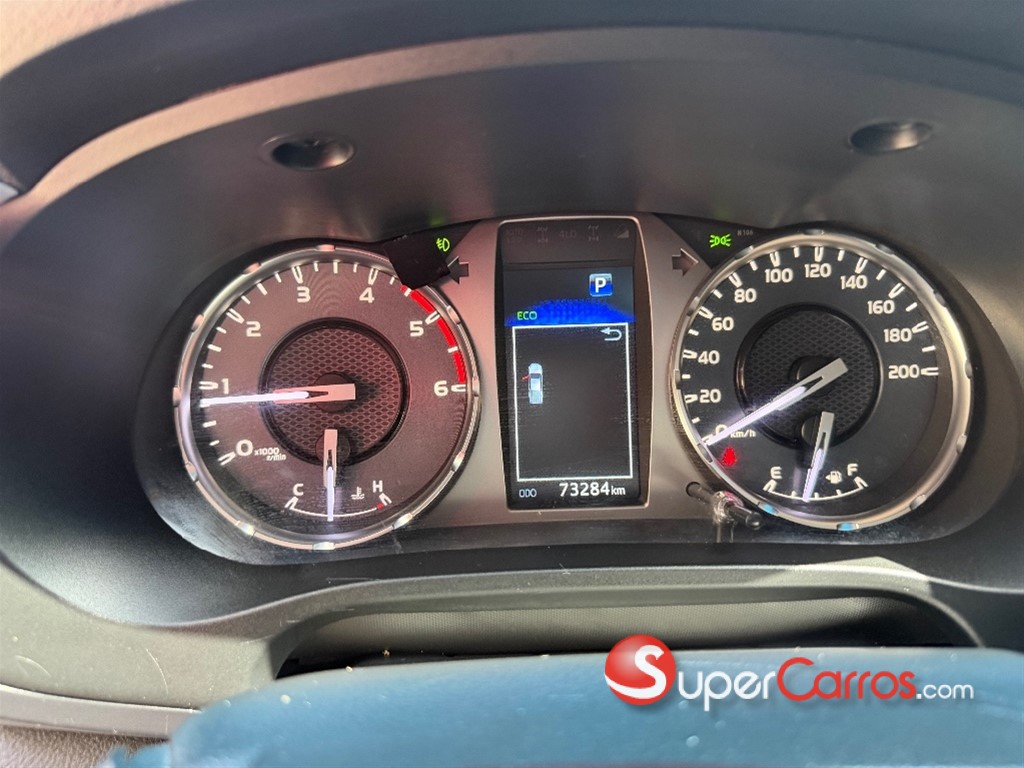 2023 Toyota Hilux SRV — foto 9 / 10