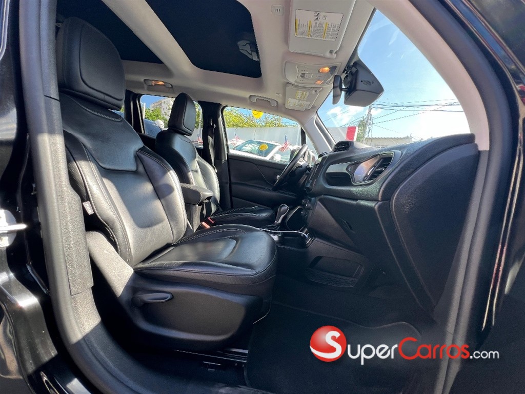 2020 Jeep Renegade Limited — foto 8 / 11