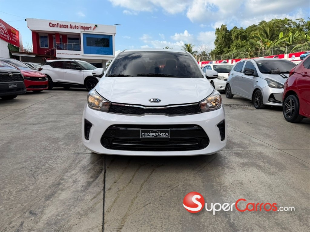 2021 Kia Soluto — foto 2 / 8