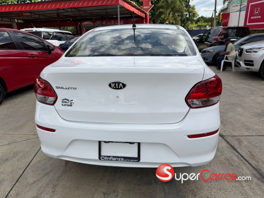 2021 Kia Soluto — foto 5 / 8