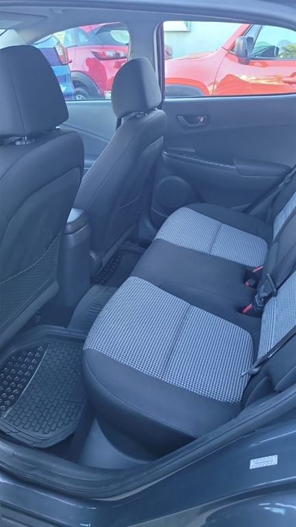 2021 Hyundai KONA — foto 11 / 12