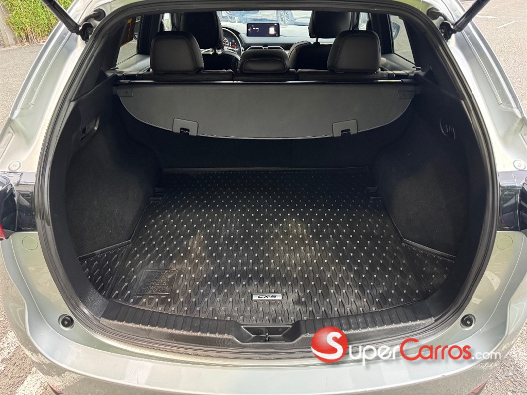 2021 Mazda CX-5 Signature — foto 4 / 9