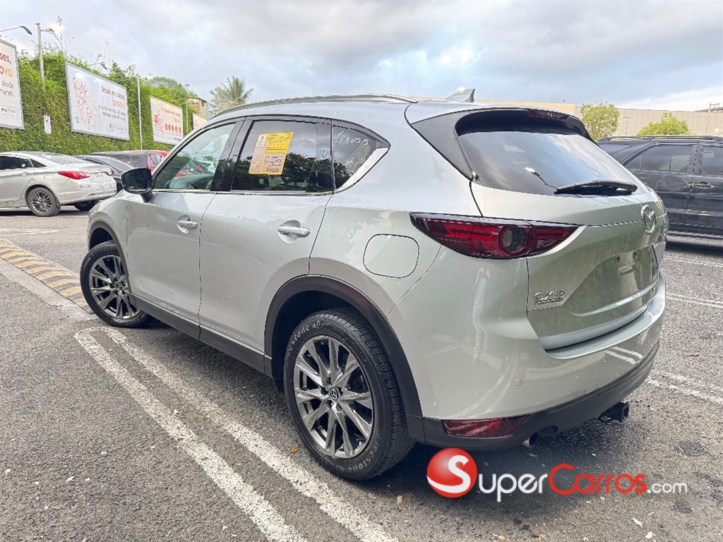 2021 Mazda CX-5 Signature — foto 7 / 9