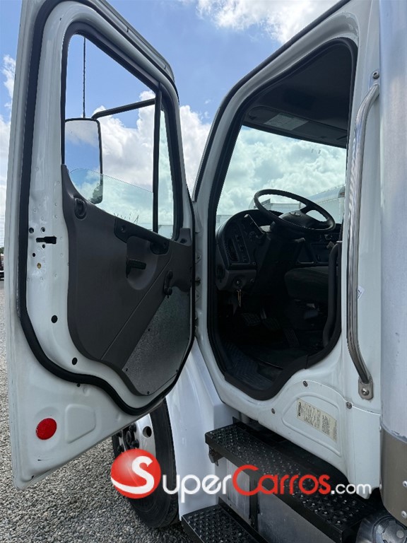 2012 Freightliner M2 — foto 3 / 7
