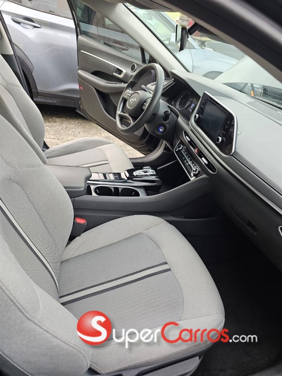 2021 Hyundai Sonata SE — foto 10 / 12