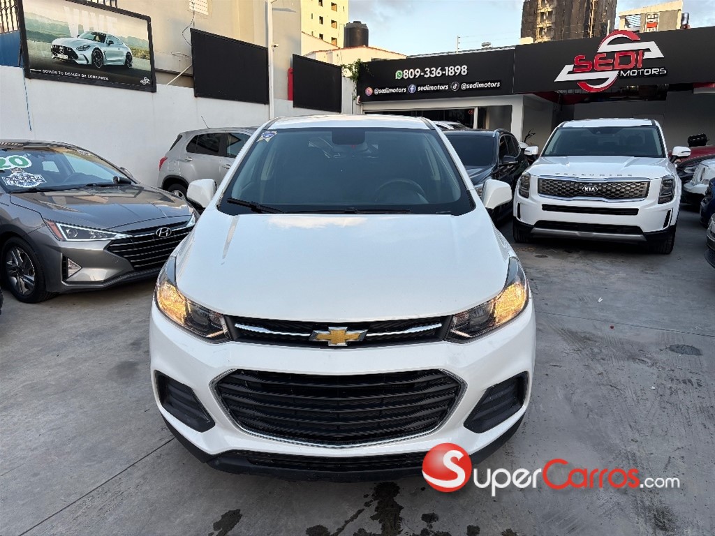2022 Chevrolet Trax LS — foto 2 / 11