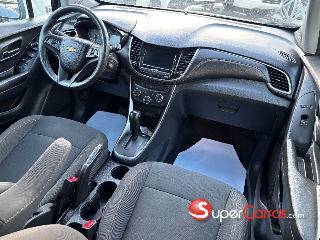2022 Chevrolet Trax LS — foto 8 / 11