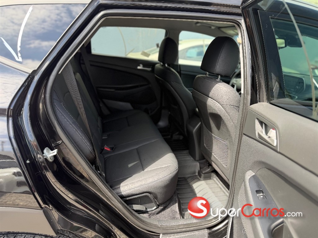 2021 Hyundai Tucson Value — foto 8 / 11