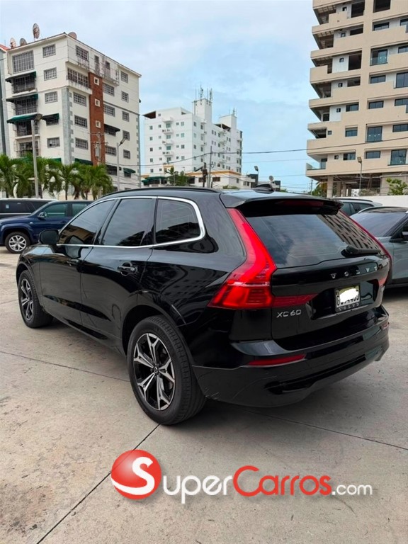 2022 Volvo XC60 — foto 3 / 5