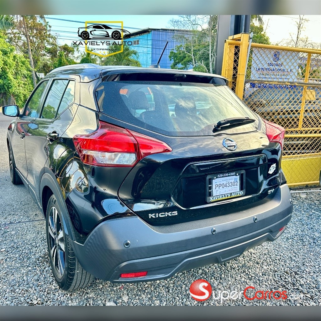 2020 Nissan Kicks SV — foto 6 / 10