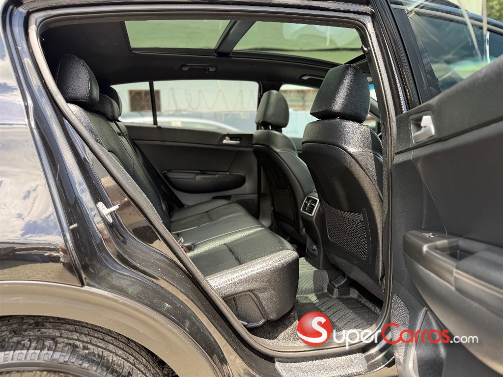 2021 Kia Sportage S — foto 8 / 12